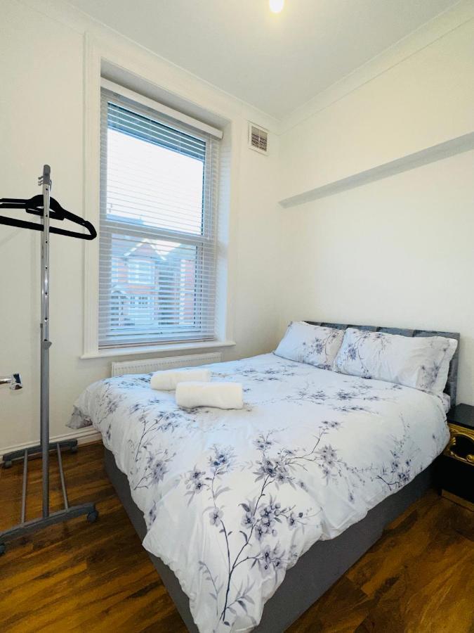 Newly Refurbished Two Bedrooms Flat St Leonards-on-Sea Экстерьер фото